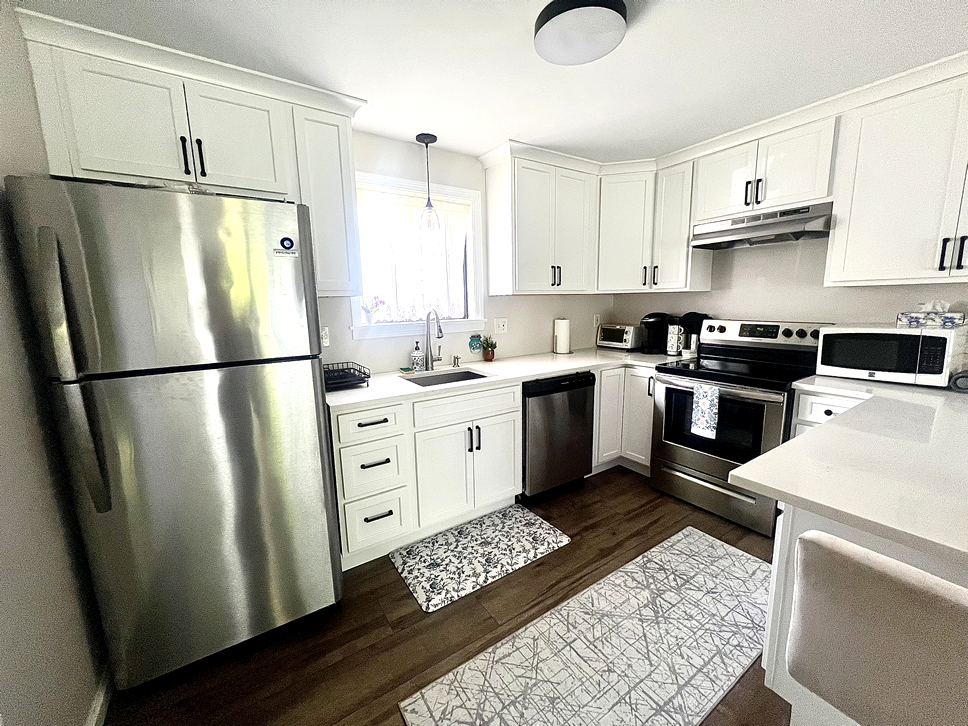 Beekman Place Estates interior photo